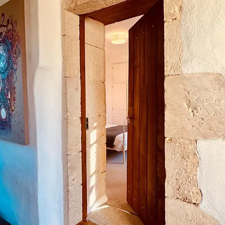 Vakantiehuis 17th-century Manor House With Heated Pool & Private River Mellé