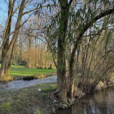 17th-century Manor House With Heated Pool & Private River Vakantiehuis *