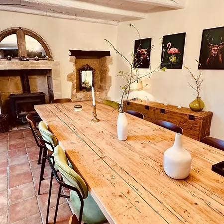 17th-century Manor House With Heated Pool & Private River