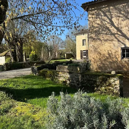 17th-century Manor House With Heated Pool & Private River